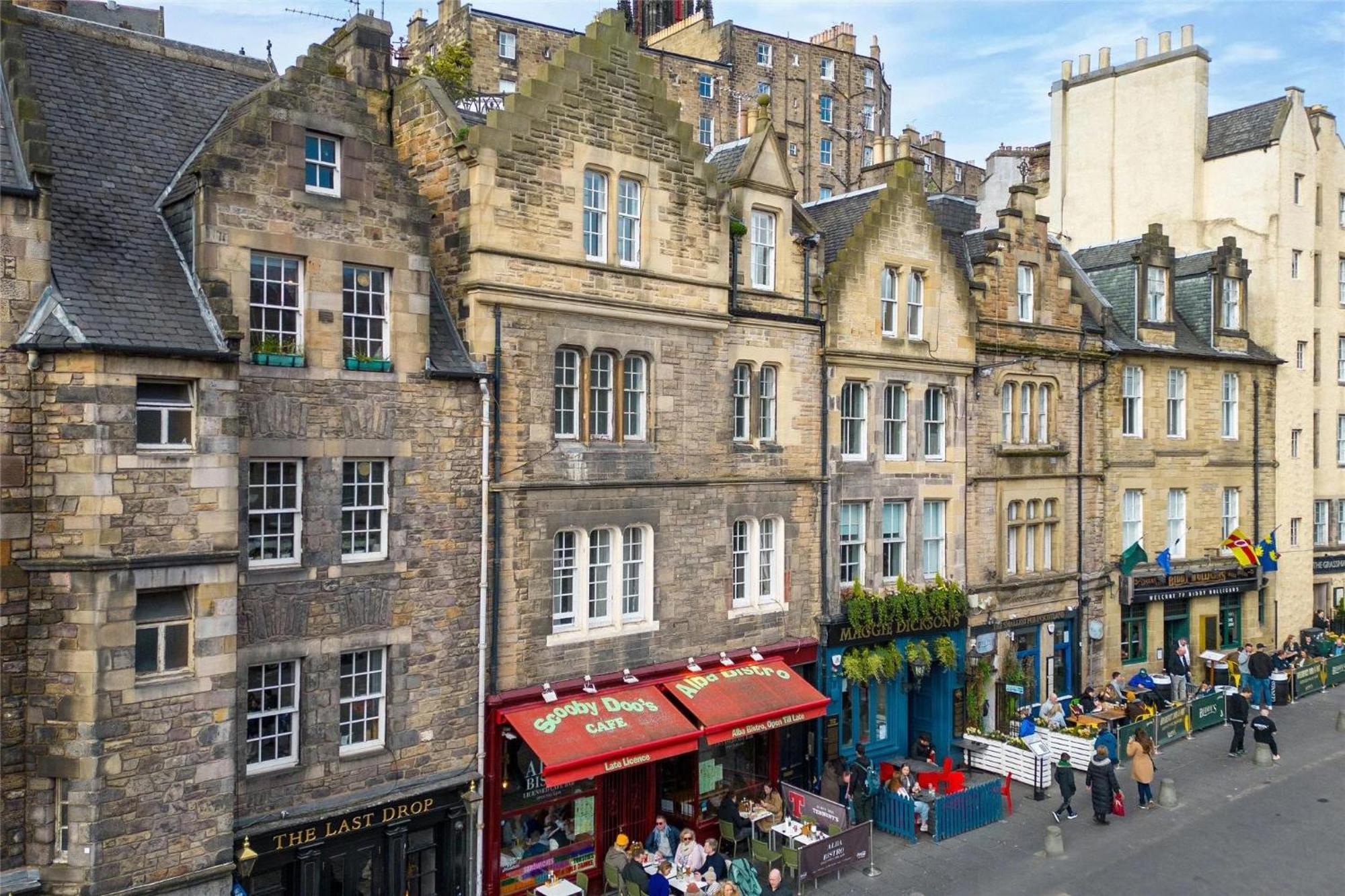 Bright Old Town City Centre Apartment Edinburg Exteriör bild