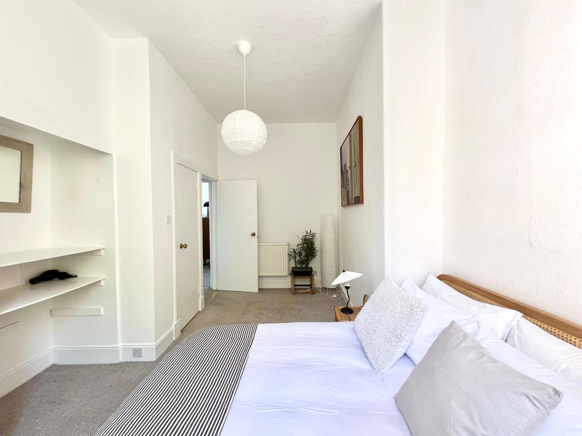 Bright Old Town City Centre Apartment Edinburg Exteriör bild